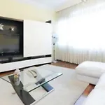 Apartamento Frente Al Guggenheim Con Wifi Y Parking Privado Zbe -Bajas Emisiones Gratis