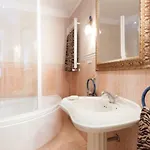 Apartamento Frente Al Guggenheim Con Wifi Y Parking Privado Zbe -Bajas Emisiones Gratis Apartment *