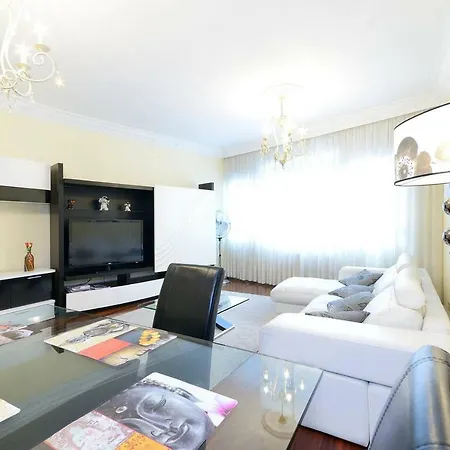 Apartment Apartamento Frente Al Guggenheim Con Wifi Y Parking Privado Gratis