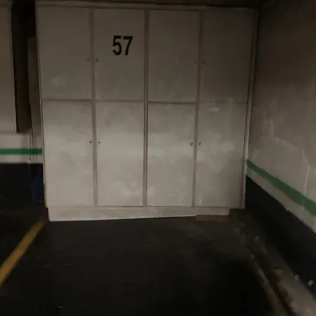 Apartamento Frente Al Guggenheim Con Wifi Y Parking Privado Zbe -bajas Emisiones Gratis *