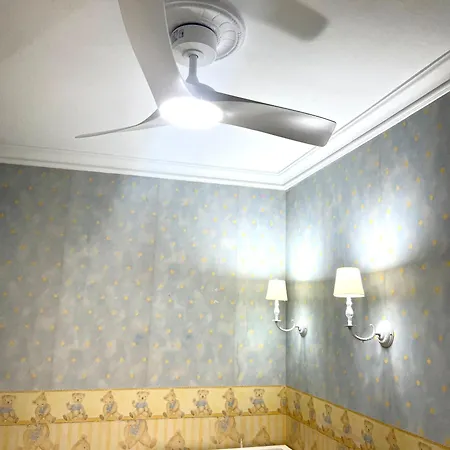 Apartment Bilbao Center Home - Frente Al Guggenheim Y Parking Privado