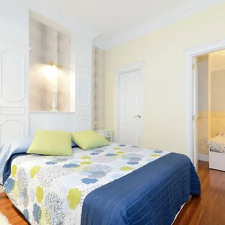 Apartamento Frente Al Guggenheim Con Wifi Y Parking Privado Zbe -Bajas Emisiones Gratis Lägenhet Bilbao