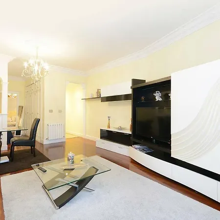 Apartamento Frente Al Guggenheim Con Wifi Y Parking Privado Zbe -Bajas Emisiones Gratis * Bilbao