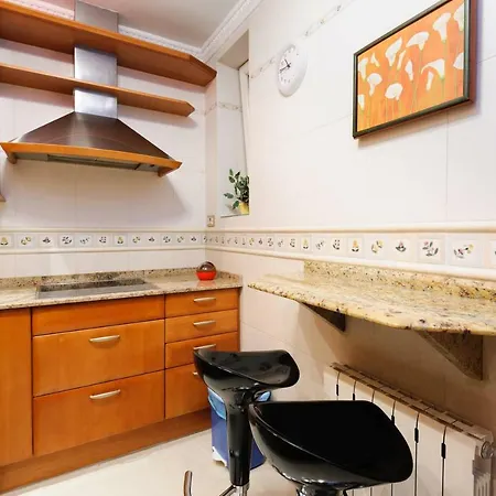 Apartamento Frente Al Guggenheim Con Wifi Y Parking Privado Zbe -Bajas Emisiones Gratis