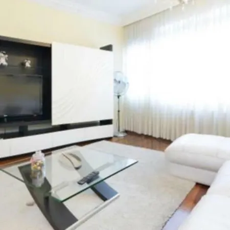 Apartamento Frente Al Guggenheim Con Wifi Y Parking Privado Zbe -Bajas Emisiones Gratis