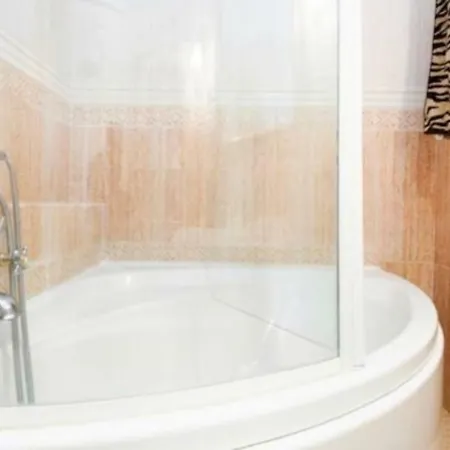 Apartamento Frente Al Guggenheim Con Wifi Y Parking Privado Zbe -Bajas Emisiones Gratis Lägenhet